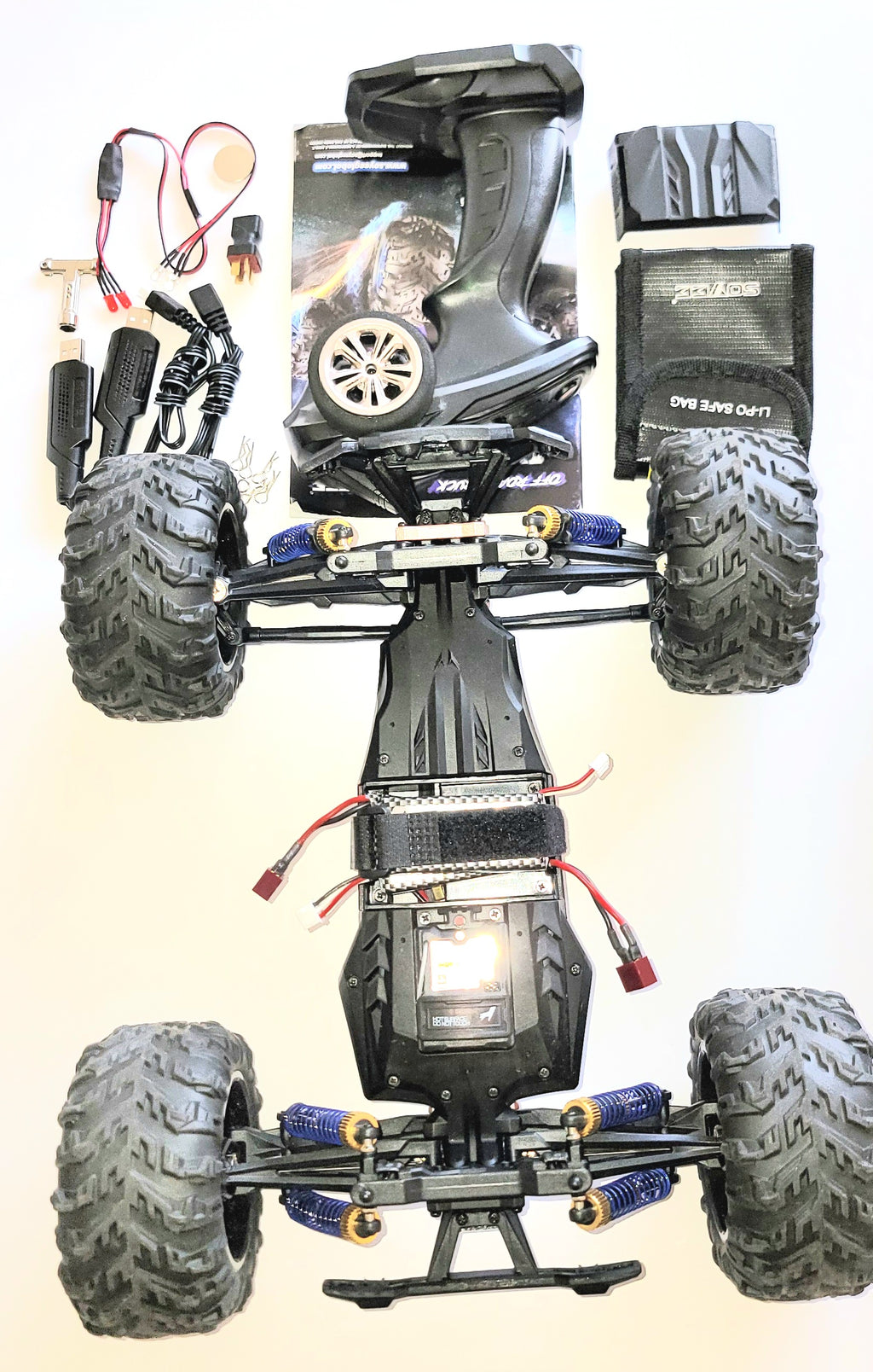 SOYEE Judge Extreme S920 4x4 RC Truck – Dual Motors, 2 Batteries, LEDs, Like New
