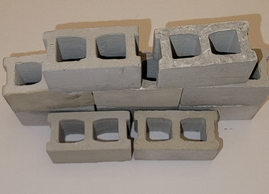 1/14 Scale RC Locking Cinder Blocks – 10 Pack for Dioramas & Crawling Courses (New)