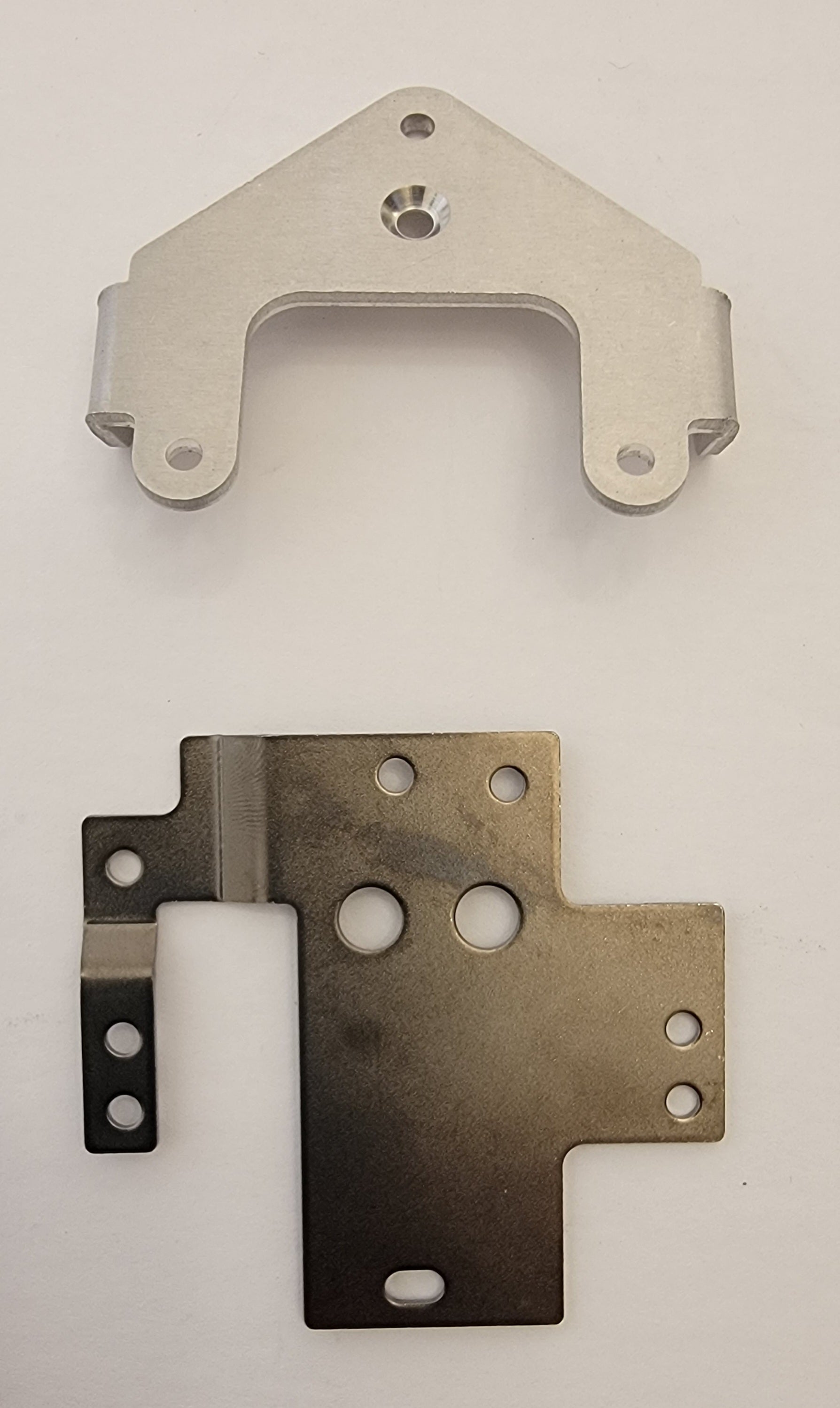 Tamiya 5th Wheel & Servo Mount – New RC Truck Part