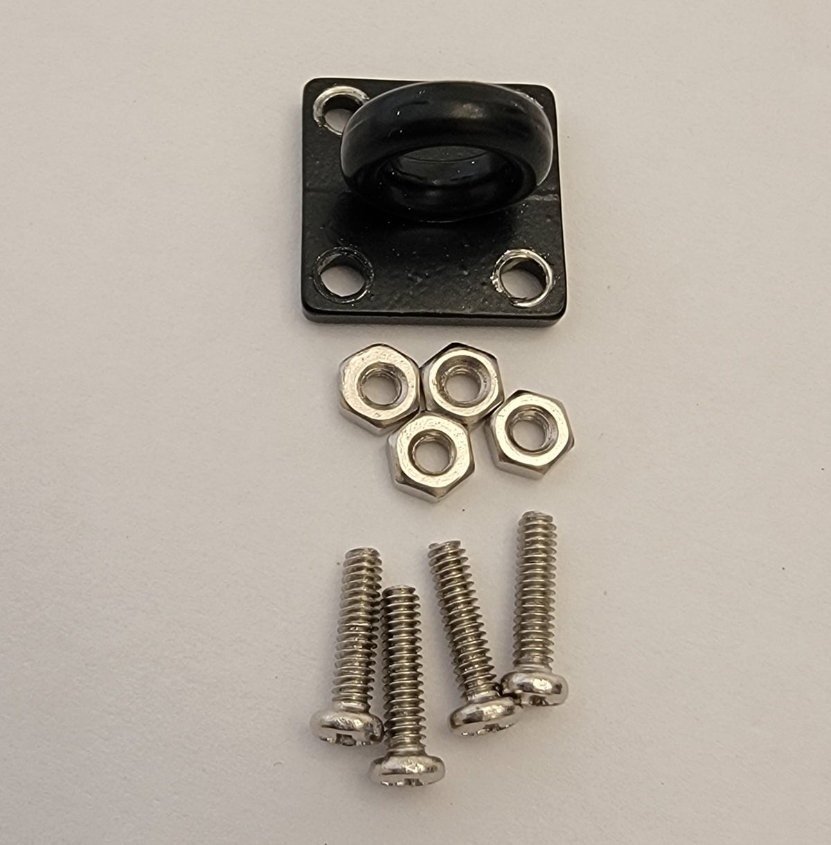 1/10 Scale RC Tow Hitch – Crawler, Truck & Scale Model Compatible