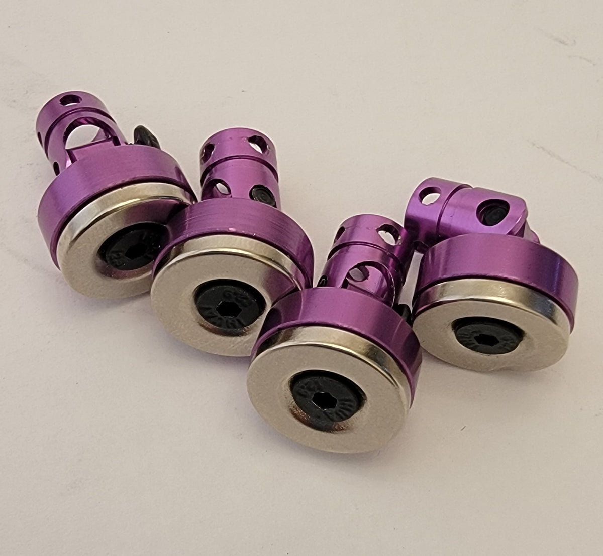 Pink Magnetic RC Body Mounts – Quick Release for RC Cars